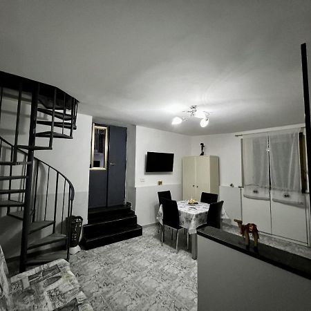 Willa Centro Storico Family Flat Neapol Zewnętrze zdjęcie